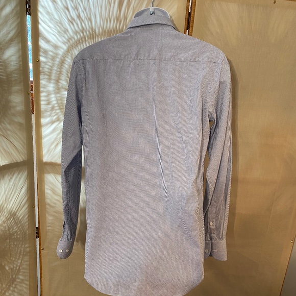 GIORGIO ARMANI Men’s Blue and White Button Down Shirt Sz 15 - Picture 4 of 6